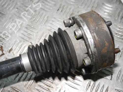 Drivaksel fortil venstre VW TOURAN (1T1, 1T2) 1.4 TSI | BP29827764M38 