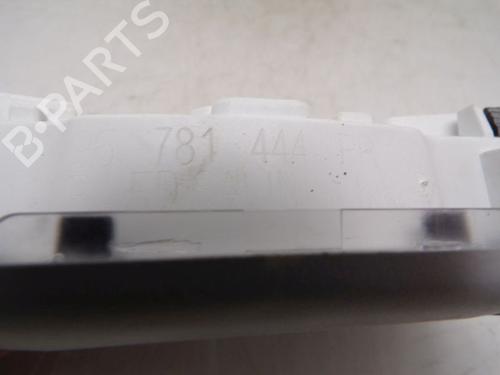 Interior roof light PEUGEOT 2008 I (CU_) 1.2 THP 110 / PureTech 110 | BP32651267I8