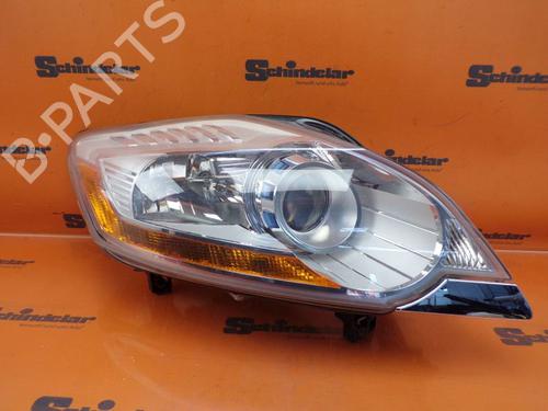Used Right headlight FORD KUGA I 2.5 4x4 (200 hp) 32644533