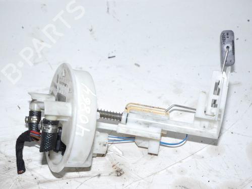 Used Fuel pump MERCEDES-BENZ E-CLASS (W211) E 280 CDI (211.020) (190 hp) 33139257