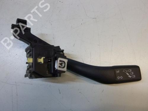 Used Steering column stalk VW GOLF VI (5K1) 1.4 (80 hp) 24379826