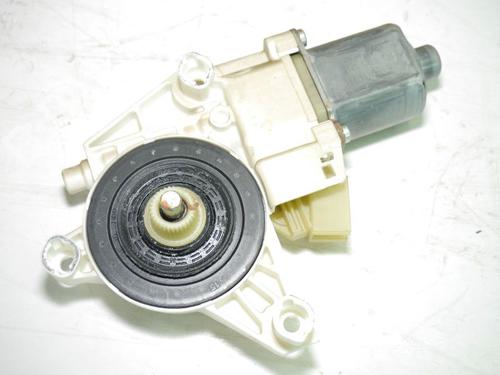 Used Left front window motor MERCEDES-BENZ C-CLASS (W204) C 220 CDI (204.008) (163 hp) 24380958