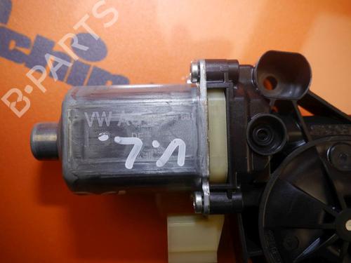 Left front window motor AUDI A4 B9 Avant (8W5, 8WD) 2.0 TDI | BP24390017E21 