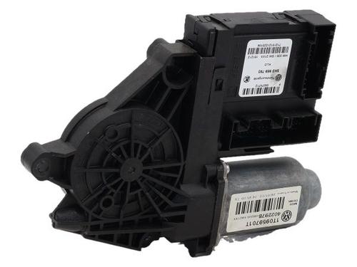 Left front window motor VW TOURAN (1T3) 1.6 TDI | BP39624447E21 - Image 3