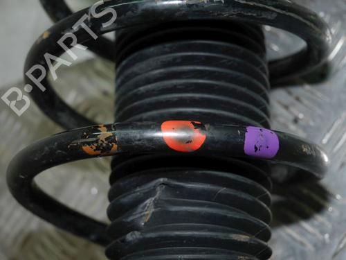 Right front shock absorber FORD FOCUS III Turnier 1.0 EcoBoost | BP24387718M17
