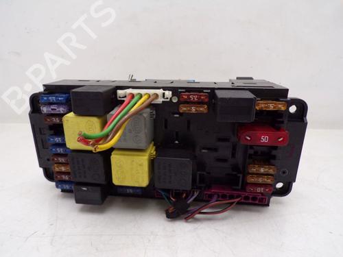 Sikringsdåse Sikringsdåse MERCEDES-BENZ C-CLASS (W203) C 180 (203.035) (129 hp) 33892421 33892421