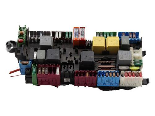 Used Fuse box Fuse box MERCEDES-BENZ SPRINTER 3,5-t Platform/Chassis (B907, B910) 311 CDI RWD (907.131, 907.133, 907.135, 907.231, 907.233... (114 hp) 38626793 38626793