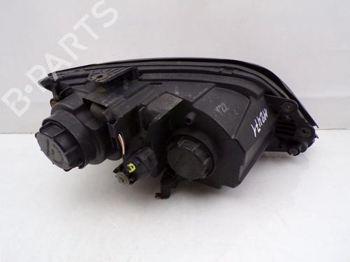 Left headlight KIA SORENTO I (JC) 2.5 CRDi | BP31865812C28 