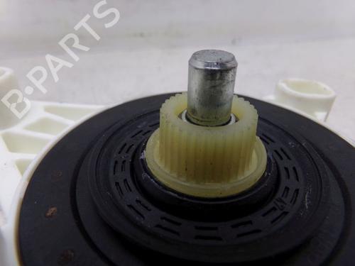 Portierruitmotor linksachter MERCEDES-BENZ M-CLASS (W164) ML 280 CDI 4-matic (164.120) | BP30047405E23 