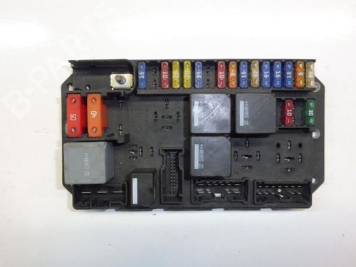 Used Fuse box LAND ROVER RANGE ROVER III (L322) 3.6 D 4x4 (272 hp) 24386040