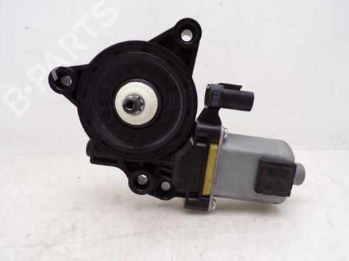 Used Right front window motor HYUNDAI TUCSON (TL, TLE) 1.7 CRDi (141 hp) 30670041