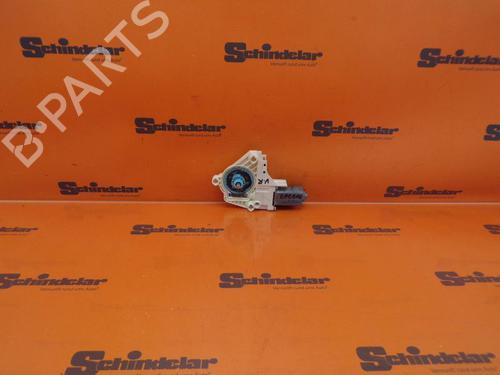 right-front-window-motor-audi-a4-b8-8k2-2007-2008-2009-2010-2011-2012-2013-2014-2015-2016-2017-32642109 main image