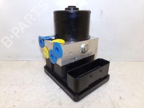 Used ABS pump BMW 1 (E87) 118 d (143 hp) 30047410