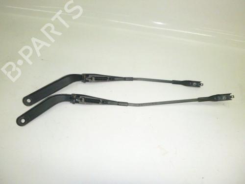 front-windshield-wiper-arm-bmw-1-e87-2003-2004-2005-2006-2007-2008-2009-2010-2011-2012-2013-32825899 main image