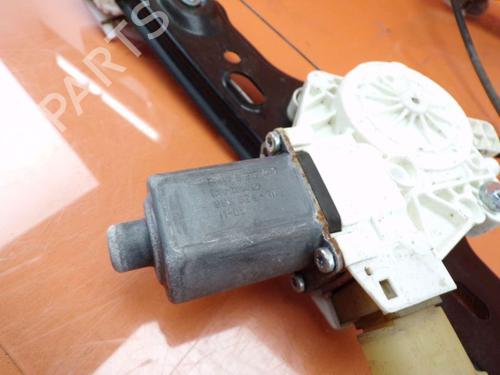 Front left window mechanism BMW 3 Touring (E91) 318 d | BP32641032C22