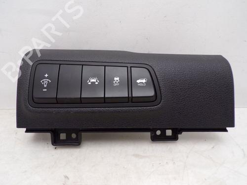 Used Switch HYUNDAI TUCSON (TL, TLE) 1.7 CRDi (141 hp) 30670044