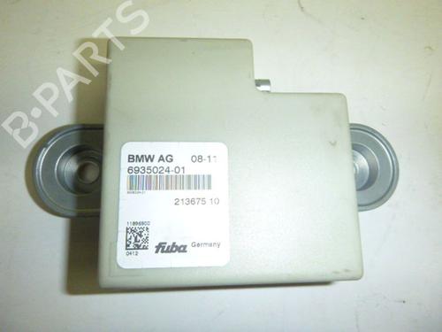 Used Electronic module BMW 1 Convertible (E88) 120 d (177 hp) 33142962