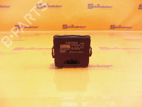 Used Control unit Control unit VW GOLF VII (5G1, BQ1, BE1, BE2) 1.6 TDI (110 hp) 33149447 33149447