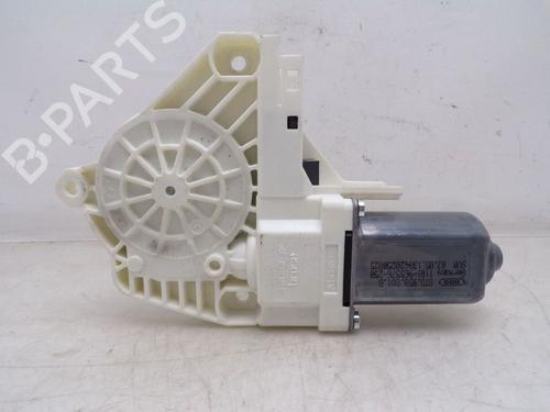 Used Left front window motor AUDI A5 Convertible (8F7) 3.0 TFSI quattro (272 hp) 31076968