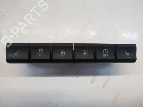 Used Switch SKODA RAPID Spaceback (NH1) 1.2 TSI (105 hp) 32637530