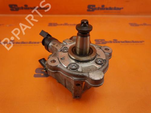Used Fuel pump BMW 3 (E90) 318 d (143 hp) 24413726