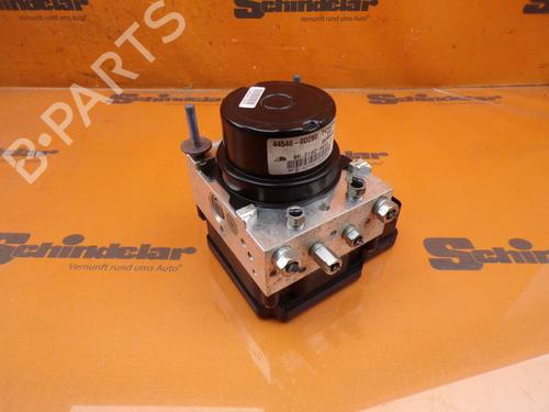 Used ABS pump ABS pump TOYOTA YARIS (_P13_) 1.5 (NSP131_) (112 hp) 33154744 33154744