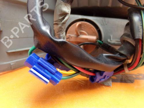 Right taillight HYUNDAI SANTA FÉ I (SM) 2.0 | BP24414566C35