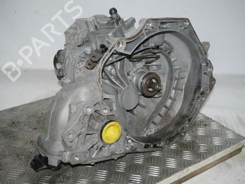 Getriebe für OPEL MERIVA A MPV (X03) 1.6 (E75) (105 hp) 33158252