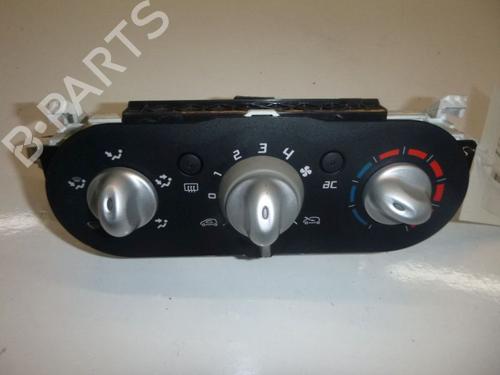 Used Climate control RENAULT TWINGO II (CN0_) 1.5 dCi (CN0E) (64 hp) 24382857