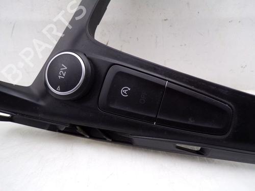 Middle console FORD FOCUS III Turnier 1.0 EcoBoost | BP30184985I22