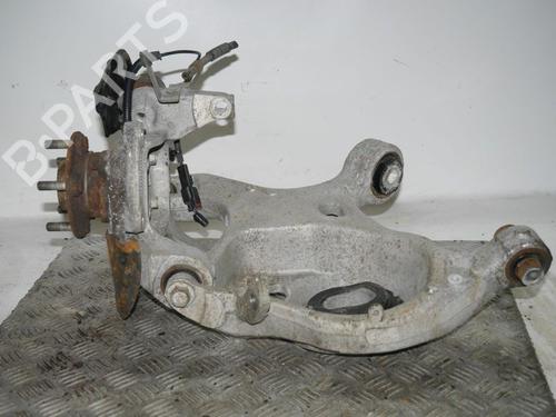 Used Left rear steering knuckle Left rear steering knuckle FORD MONDEO V Turnier (CF) 2.0 TDCi (150 hp) 33696215 33696215