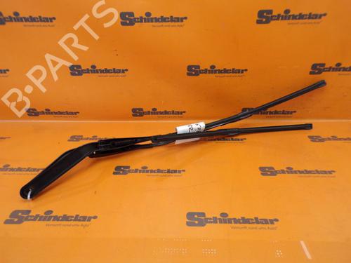 Used Front windshield wiper arm BMW 1 Coupe (E82) 118 d (143 hp) 32830002