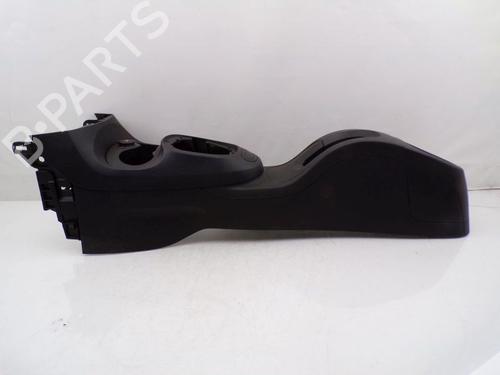 Used Middle console FIAT 500L (351_, 352_) 1.3 D Multijet (199LXY1A, 199LXY11) (84 hp) 32839588