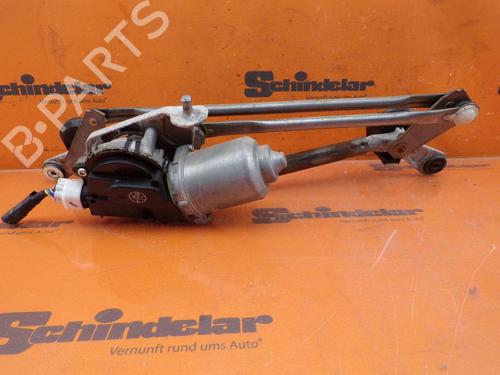 Used Front wipers mechanism TOYOTA YARIS (_P9_) 1.0 VVT-i (KSP90_, KSP90R) (69 hp) 28363659