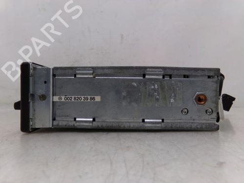 Radio MERCEDES-BENZ E-CLASS T-Model (S124) E 200 T (124.079) | BP30521895E6