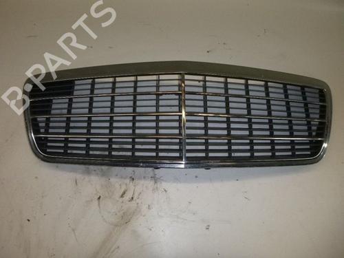 Used Grille Grille MERCEDES-BENZ E-CLASS T-Model (S210) E 220 T CDI (210.206) (143 hp) 33141070 33141070