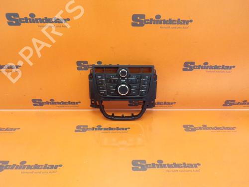 Used Radio OPEL MERIVA B MPV (S10) 1.7 CDTI (75) (110 hp) 32830303
