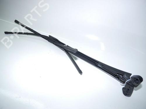 Used Front windshield wiper arm SEAT LEON (1P1) 1.9 TDI (105 hp) 24381379