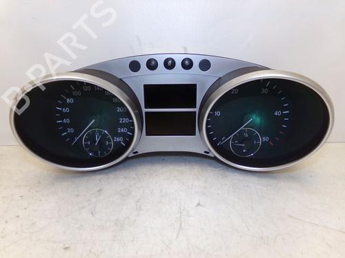 Used Display monitor MERCEDES-BENZ M-CLASS (W164) ML 280 CDI 4-matic (164.120) (190 hp) 29644838