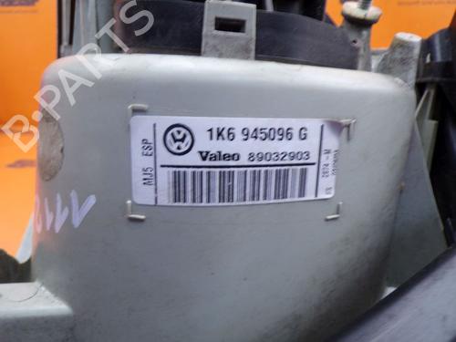 Right taillight VW GOLF V (1K1) 1.4 16V | BP32648178C35
