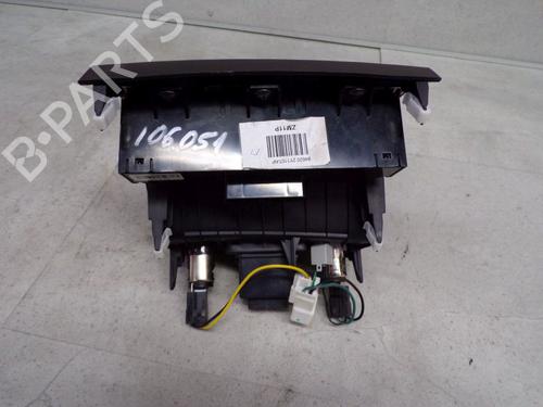 Middle console HYUNDAI ix35 (LM, EL, ELH) 2.0 4WD | BP24388032I22