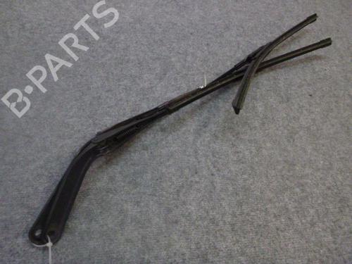 Front windshield wiper arm BMW 1 (E87) 118 i | BP24380135C143 