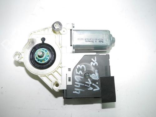 Used Left front window motor Left front window motor VW PASSAT B6 Variant (3C5) 2.0 TDI 4motion (140 hp) 33140752 33140752