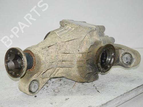 Differential hinten für VW TOUAREG (7LA, 7L6, 7L7) 2.5 R5 TDI (174 hp) 33139643