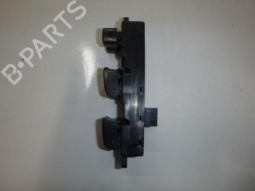 Switch NISSAN PRIMERA Estate (WP12) 2.0 | BP24382414I30