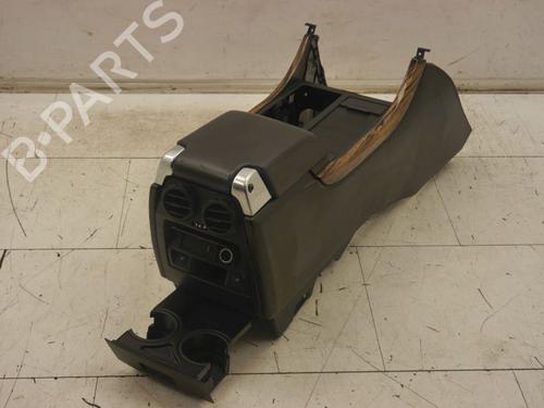 Used Middle console Middle console LAND ROVER RANGE ROVER SPORT I (L320) 2.7 D 4x4 (190 hp) 37605422 37605422