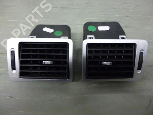 Used Grille PEUGEOT 307 CC (3B) 2.0 HDi 135 (136 hp) 23507491