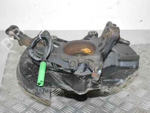 Right front steering knuckle LAND ROVER RANGE ROVER III (L322) 3.6 D 4x4 | BP24387716M26 