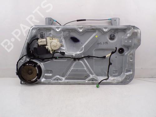 Fensterheber rechts vorne für VW NEW BEETLE (9C1, 1C1) 2.0 (115 hp) 33156989