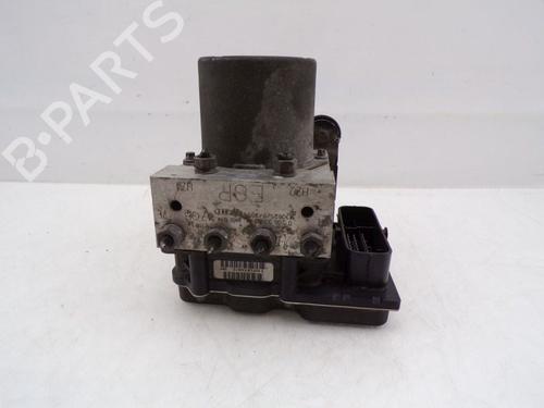 Used ABS pump AUDI A4 B8 Avant (8K5) 2.0 TDI (150 hp) 33157788